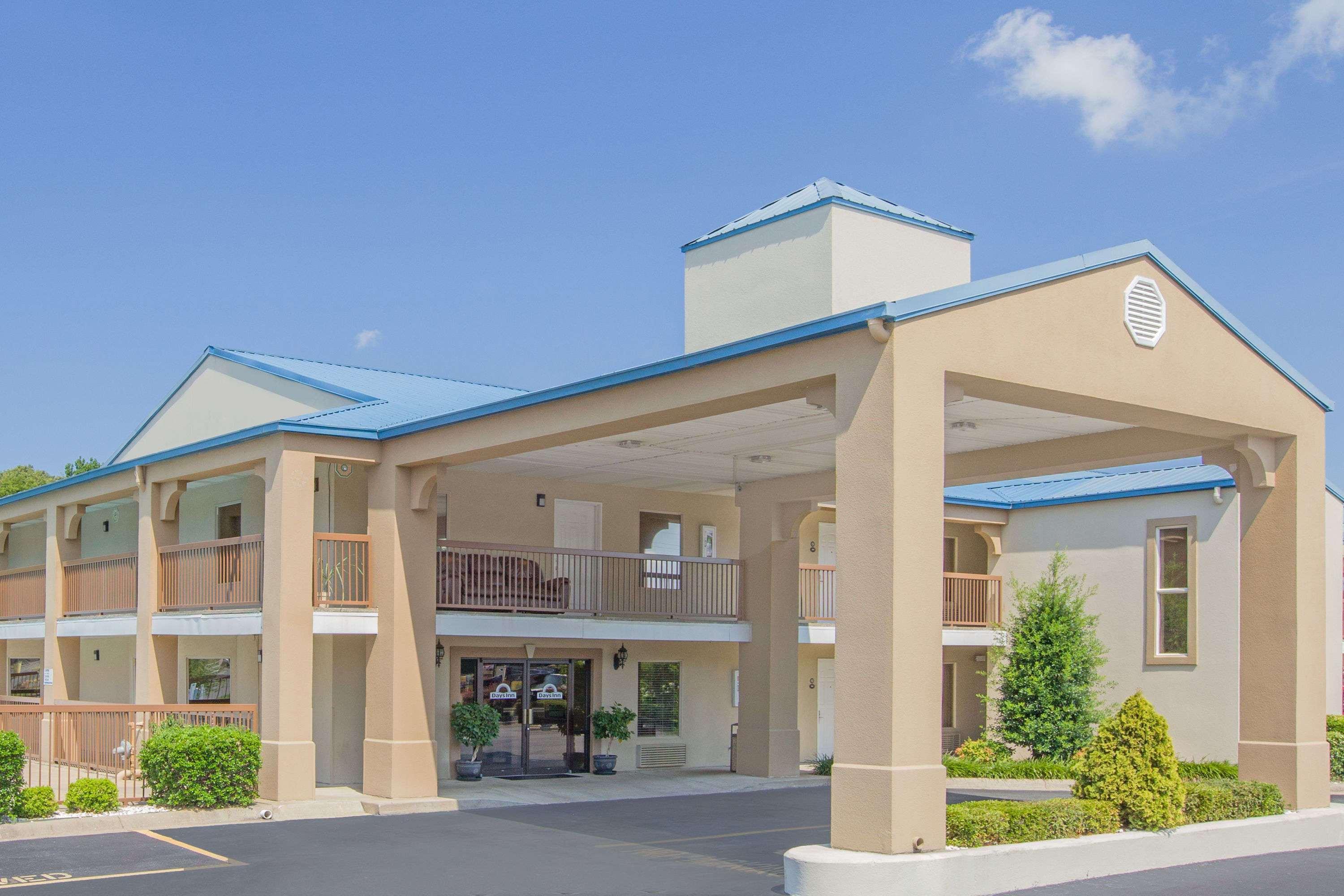 Days Inn & Suites By Wyndham Pine Bluff Luaran gambar