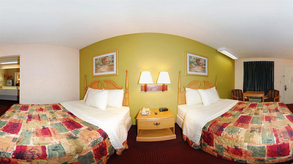 Days Inn & Suites By Wyndham Pine Bluff Luaran gambar